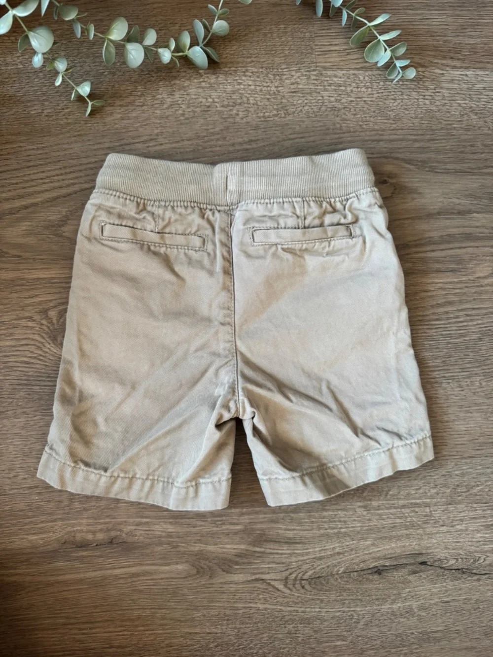Baby Gap Khaki Pull-On Shorts Toddler 18-24 Months Elastic Waist